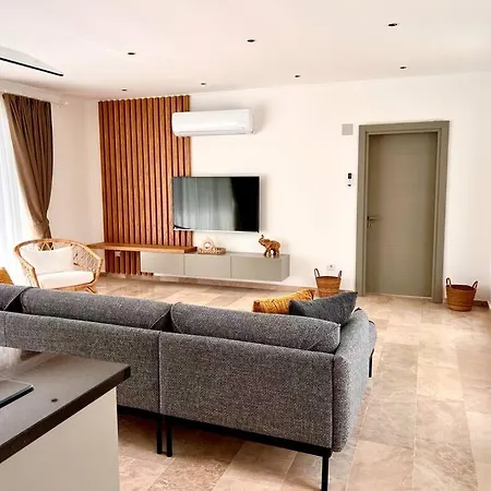 Villa Gala Q